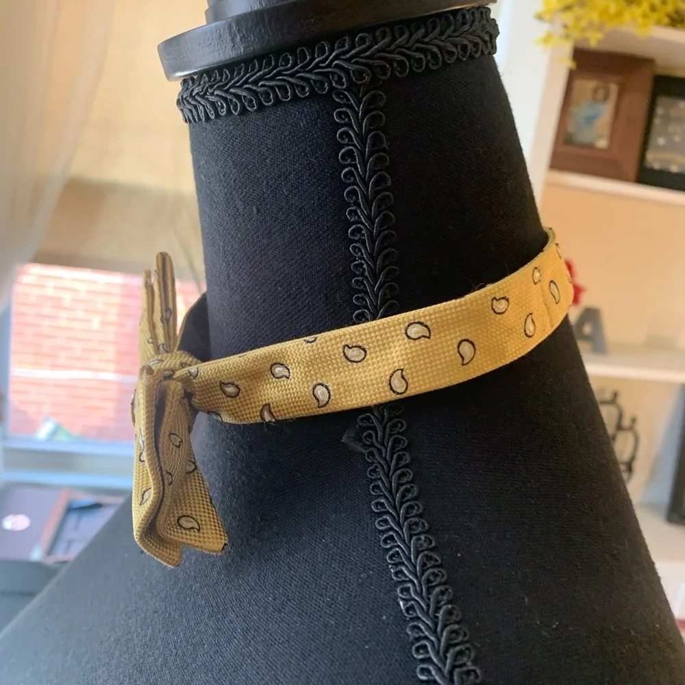 COPY - TOMMY HILFIGER (Yellow, gray and blue) BOW TIE - Picture 10 of 10